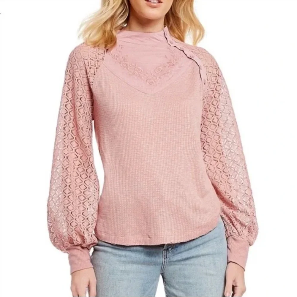Free People Sweetest Thing Lace Sleeve Pink Blush Thermal Top‎ Size XS